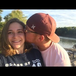 Meet your Posher, Ava